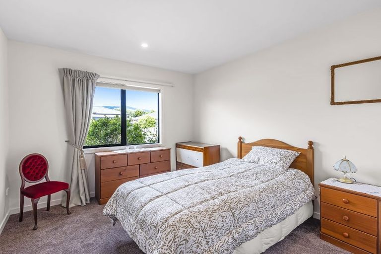 Photo of property in 2 Pohatu Lane, Otaki, 5512