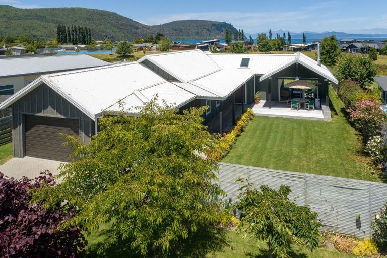 Photo of property in 9 Pukeko Way, Kinloch, Taupo, 3377