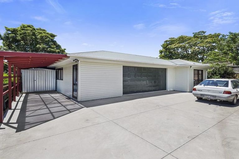 Photo of property in 43 Barnhill Crescent, Pahurehure, Papakura, 2113