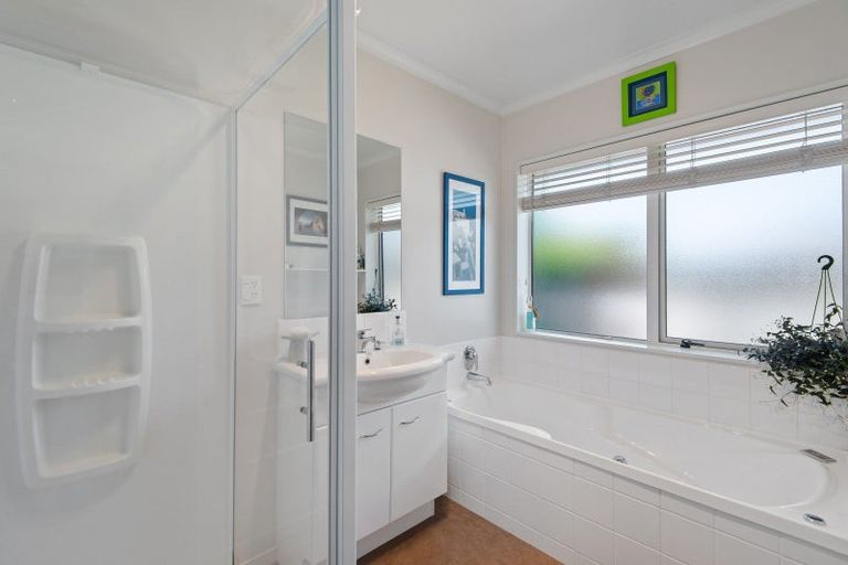 Photo of property in 7e Olivea Place, Oxford, 7430