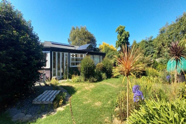 Photo of property in 33 Clifden Highway, Tuatapere, 9620