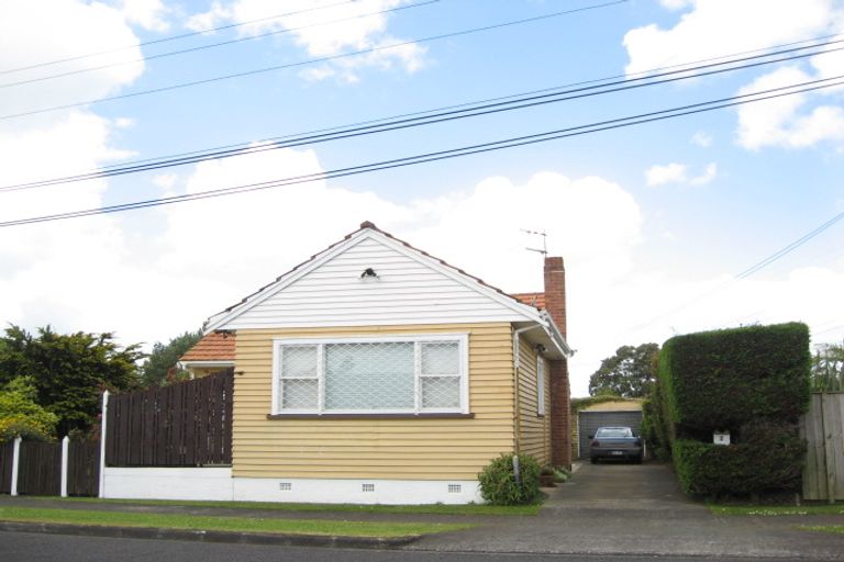 Photo of property in 2/37 Takanini Road, Takanini, 2112