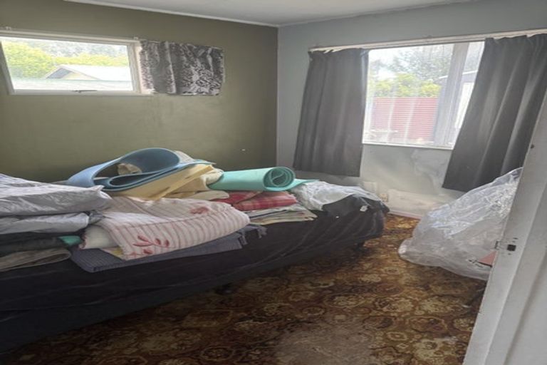 Photo of property in 24 Palgrave Avenue, Flaxmere, Hastings, 4120