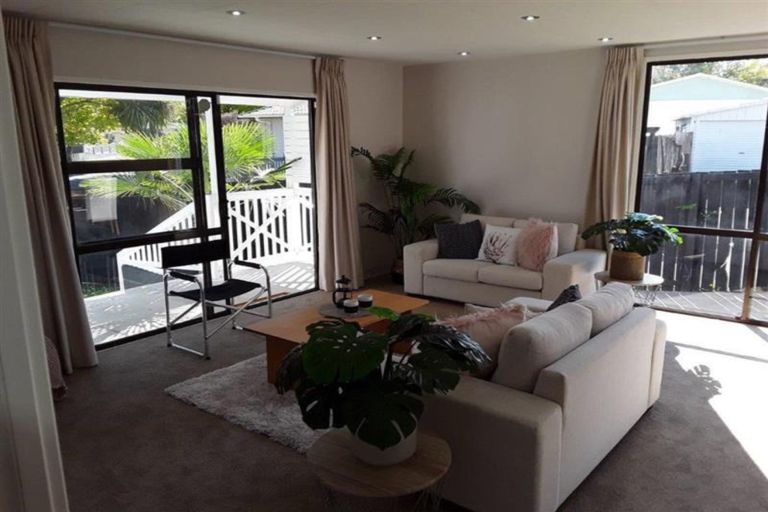 Photo of property in 1/19 Nearco Street, Randwick Park, Auckland, 2105