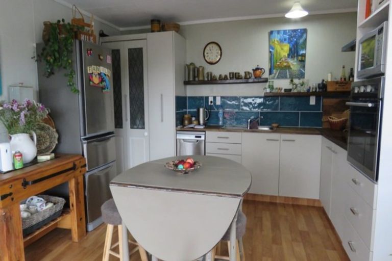 Photo of property in 53 Thomas Place, Foxton Beach, Foxton, 4815