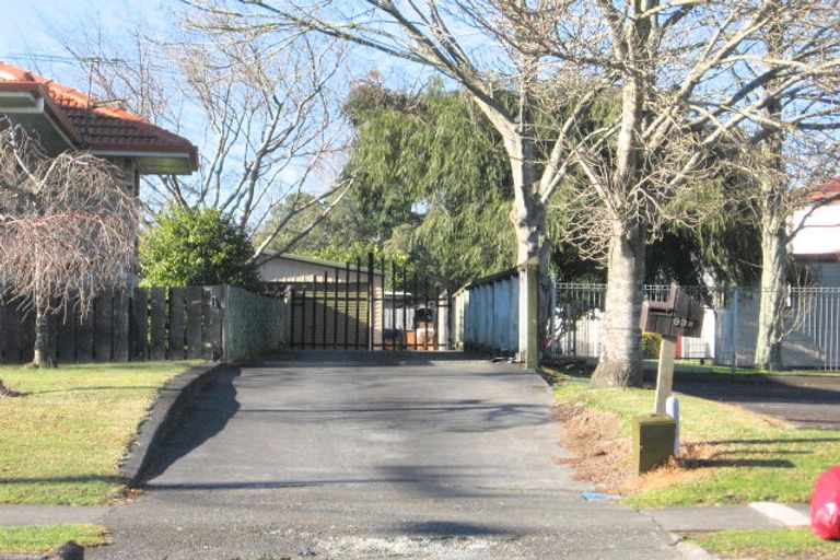 Photo of property in 1/93 Clevedon Road, Papakura, 2110