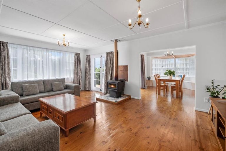 Photo of property in 24 Selwyn Road, Lynmore, Rotorua, 3010