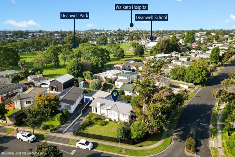 Photo of property in 30 Rhonda Avenue, Deanwell, Hamilton, 3206