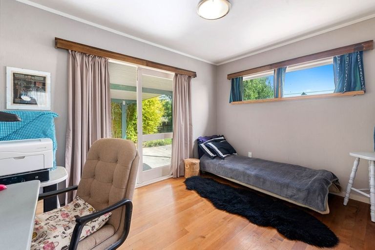 Photo of property in 65a Robinson Avenue, Holdens Bay, Rotorua, 3010