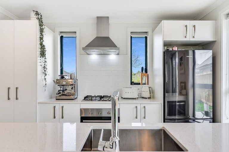 Photo of property in 53 Holland Road, Fairfield, Hamilton, 3214