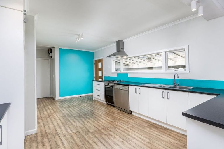 Photo of property in 4 Dixon Street, Waimate, 7924