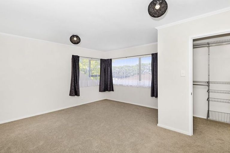 Photo of property in 43 Barnhill Crescent, Pahurehure, Papakura, 2113