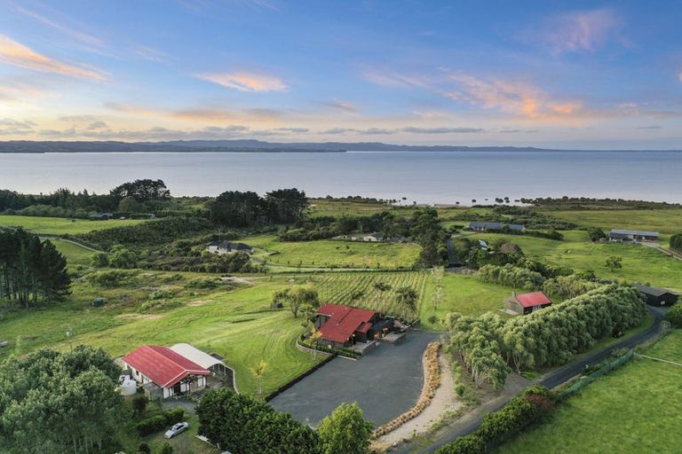 Photo of property in 337a Clarks Beach Road, Clarks Beach, Pukekohe, 2679
