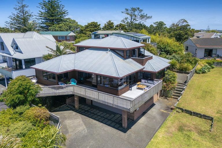 Photo of property in 8b Duncansby Road, Stanmore Bay, Whangaparaoa, 0932