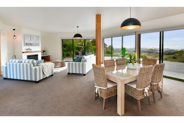 Photo of property in 268 Noakes Hill Road, Puhoi, Silverdale, 0994