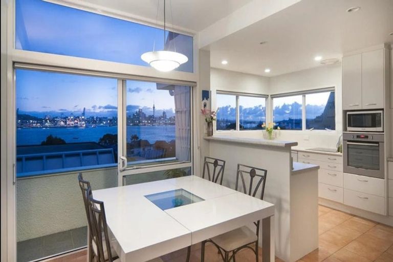 Photo of property in 3/47 Clarence Street, Devonport, Auckland, 0624