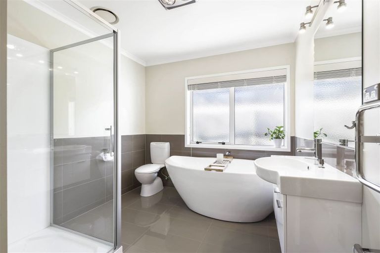 Photo of property in 37 Te Huia Drive, Flagstaff, Hamilton, 3210