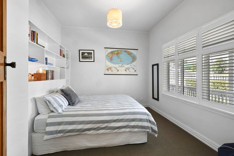 Photo of property in 12 Rossiter Crescent, Lynmouth, New Plymouth, 4310