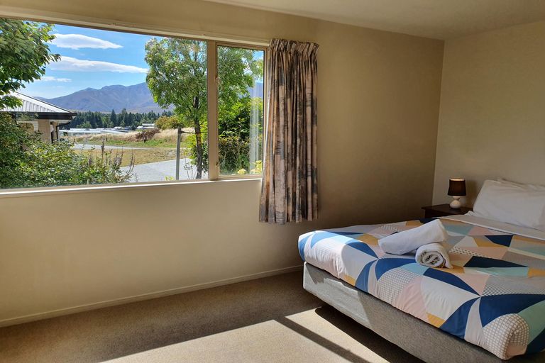 Photo of property in 27 Hamilton Drive, Lake Tekapo, 7999