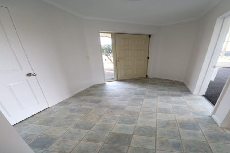 Photo of property in 8 Covent Drive, Stoke, Nelson, 7011