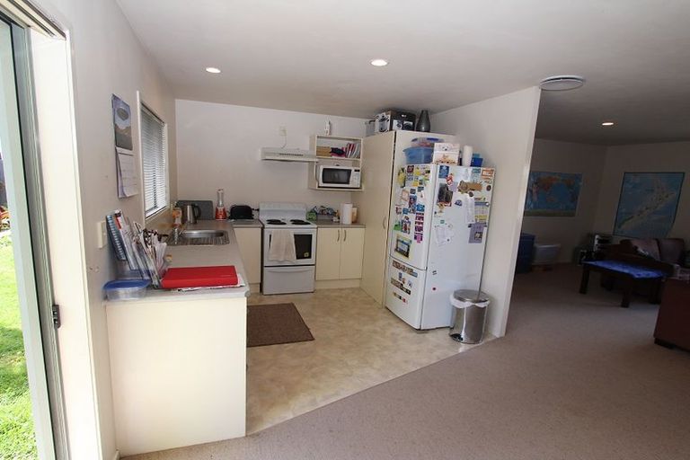 Photo of property in 16 Rebecca Rise, Weymouth, Auckland, 2103