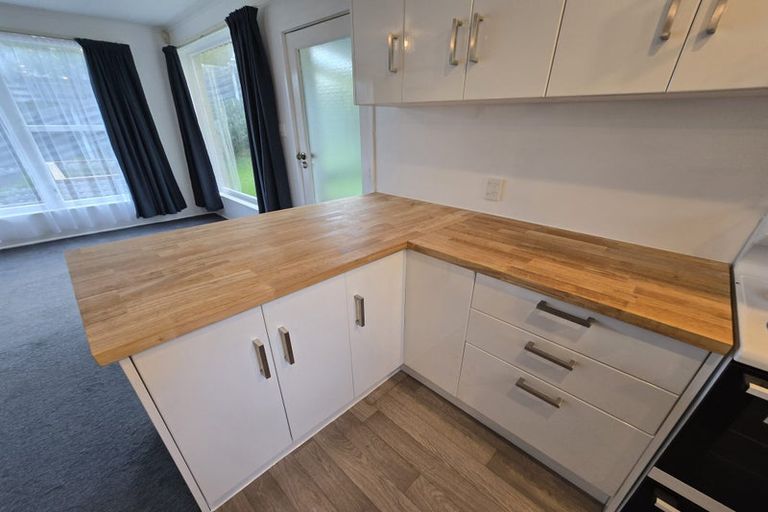 Photo of property in 51b Mana View Road, Paremata, Porirua, 5026