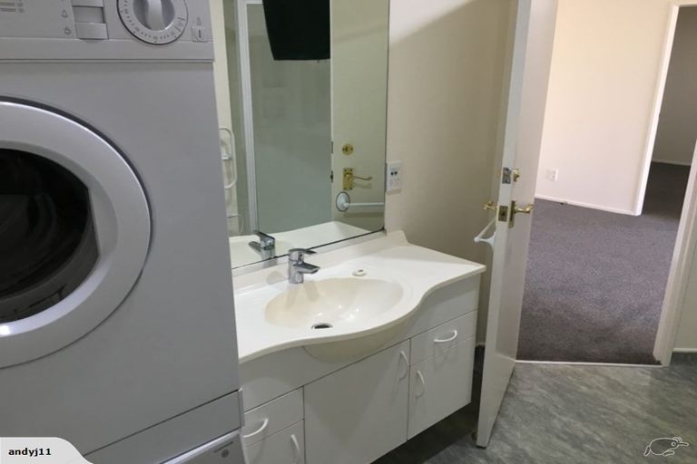 Photo of property in Courtenay Apartments, 602/120 Courtenay Place, Te Aro, Wellington, 6011