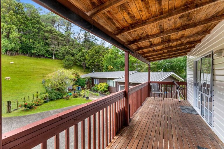 Photo of property in 13 Kay Road, Swanson, Auckland, 0614