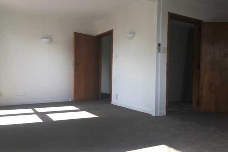 Photo of property in 1/44 Puriri Street, Riccarton, Christchurch, 8041