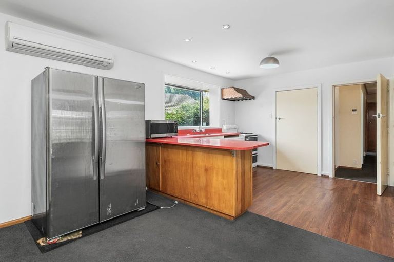 Photo of property in 21 Lochee Road, Upper Riccarton, Christchurch, 8041