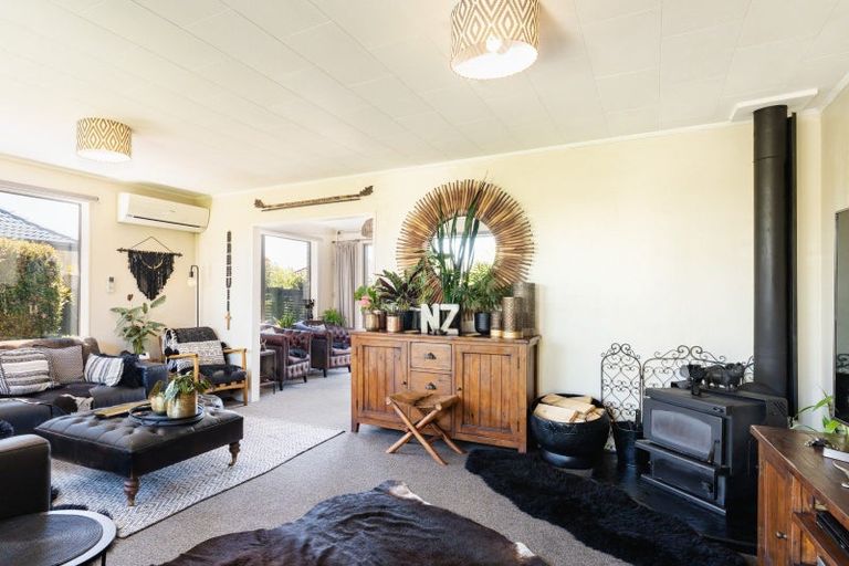 Photo of property in 2 Kent Place, Mosgiel, 9024