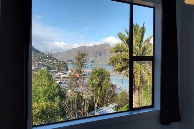 Photo of property in 6 Webb Lane, Lyttelton, 8082