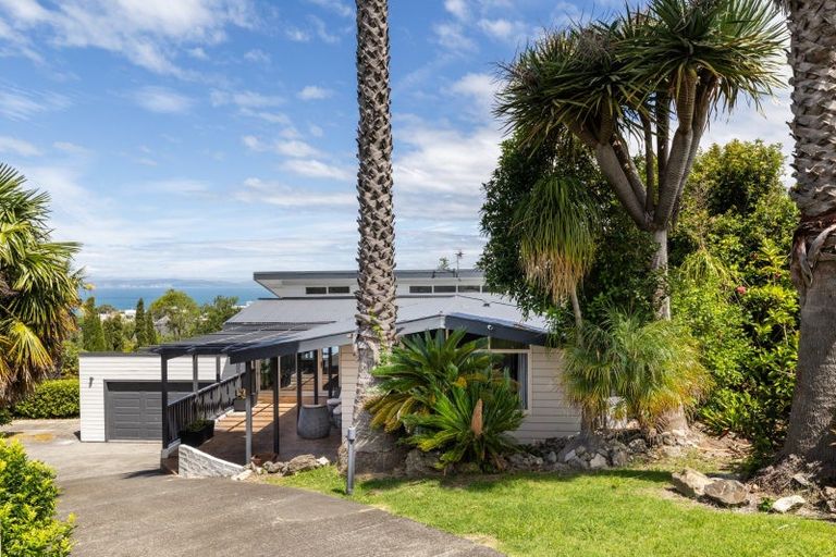 Photo of property in 2a Cobden Road, Bluff Hill, Napier, 4110