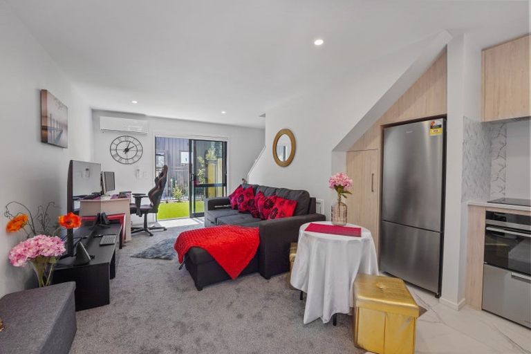 Photo of property in 3/5 Milne Crescent, Taita, Lower Hutt, 5011