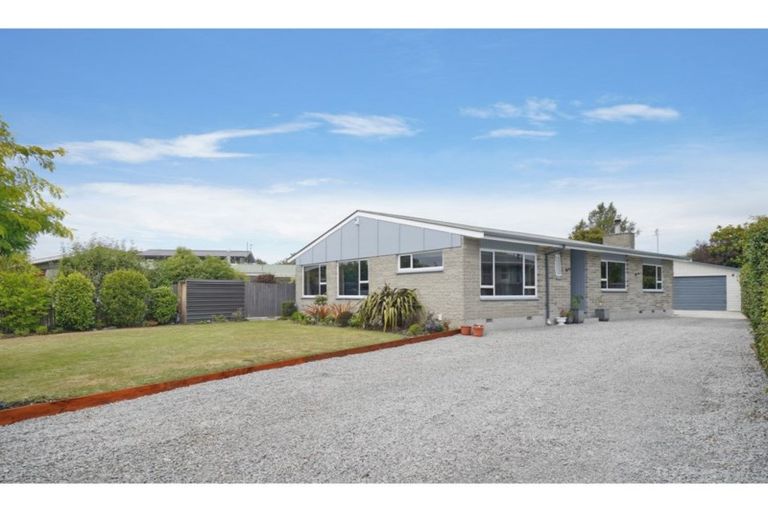 Photo of property in 133 Kendal Avenue, Burnside, Christchurch, 8053