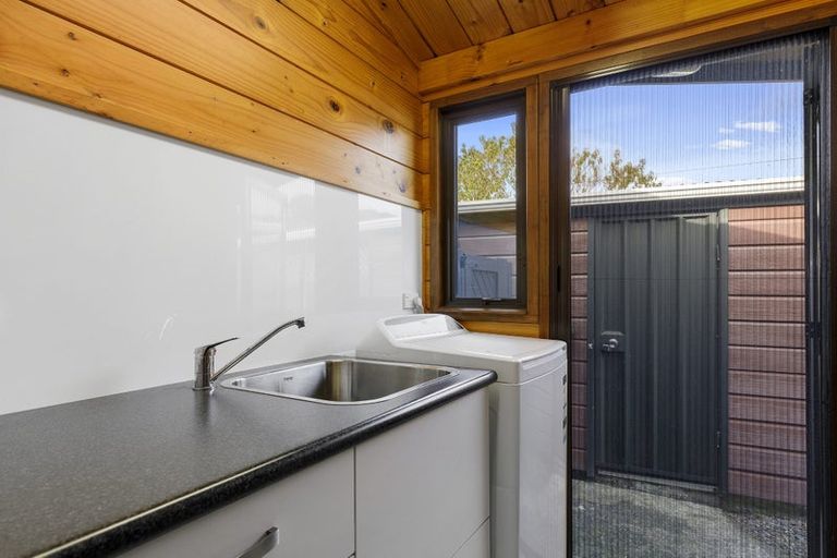 Photo of property in 6a Pilcher Crescent, Naenae, Lower Hutt, 5011
