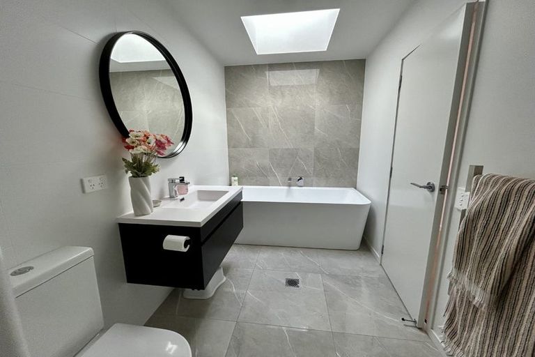 Photo of property in 25 Paihere Street, Huapai, Kumeu, 0810