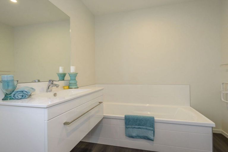 Photo of property in 1/7 Arosa Place, Parklands, Christchurch, 8083