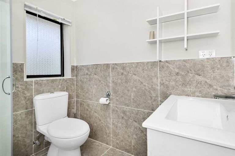 Photo of property in 43 Barnhill Crescent, Pahurehure, Papakura, 2113