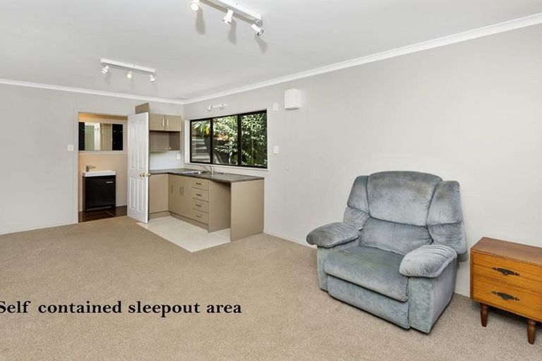 Photo of property in 43 Barnhill Crescent, Pahurehure, Papakura, 2113