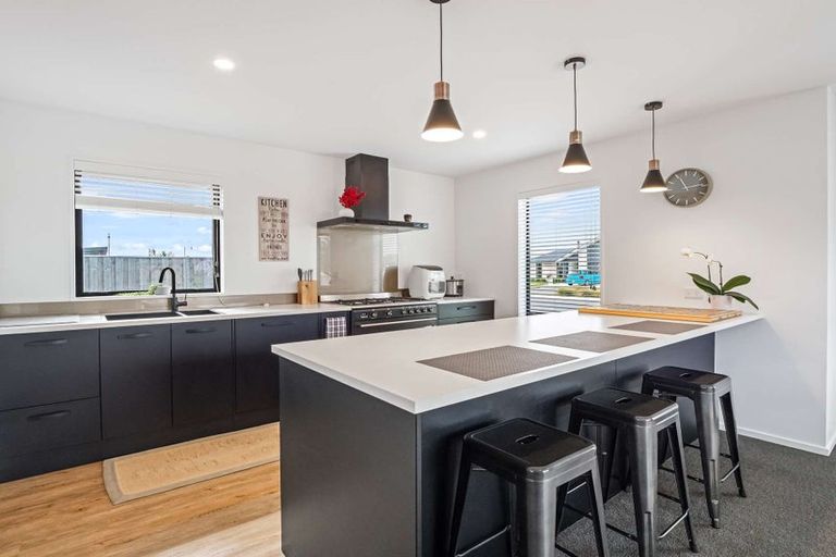 Photo of property in 119 Shillingford Boulevard, Rolleston, 7615