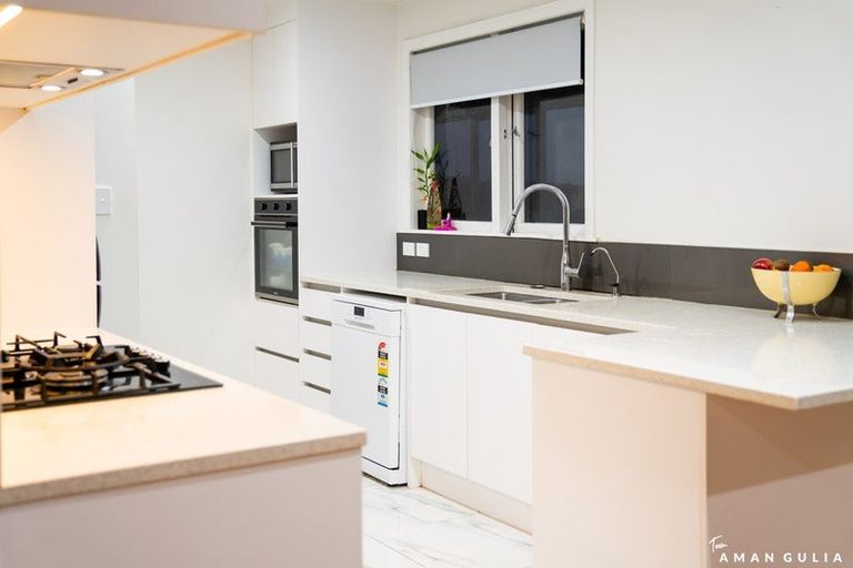 Photo of property in 34 Ellis Avenue, Mount Roskill, Auckland, 1041