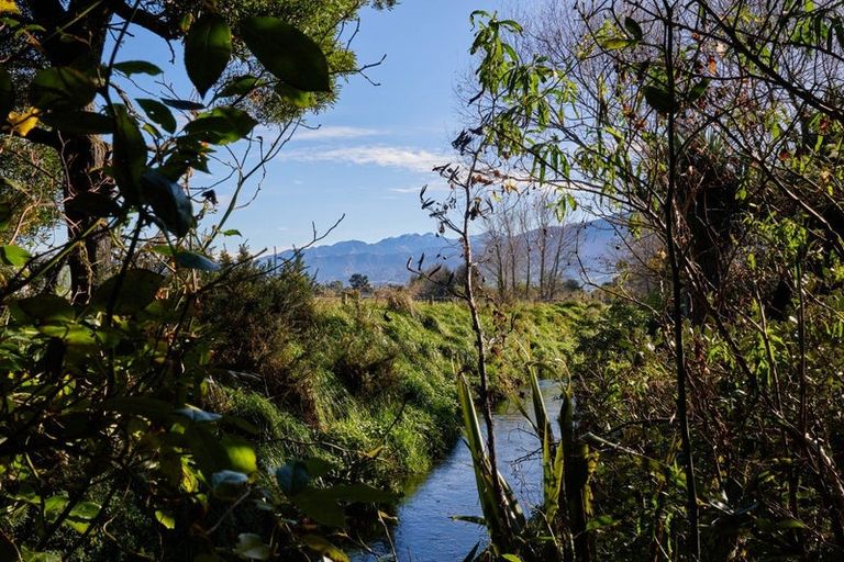 Photo of property in 223 Beach Road, Kaikoura, 7300