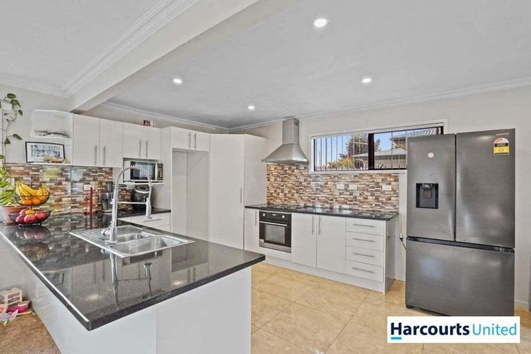 Photo of property in 5 Cornwall Road, Papatoetoe, Auckland, 2025