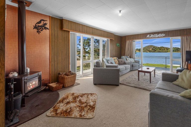 Photo of property in 4 Papaka Road, Ngunguru, Whangarei, 0173