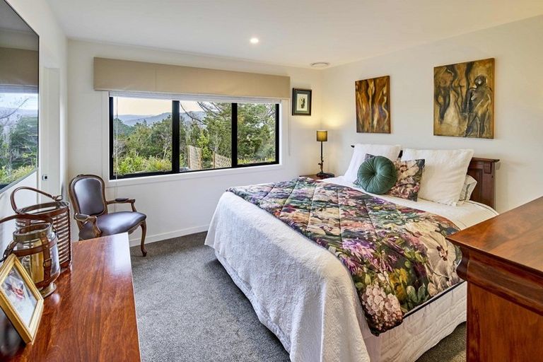 Photo of property in 45 Mount Marua Way, Timberlea, Upper Hutt, 5018