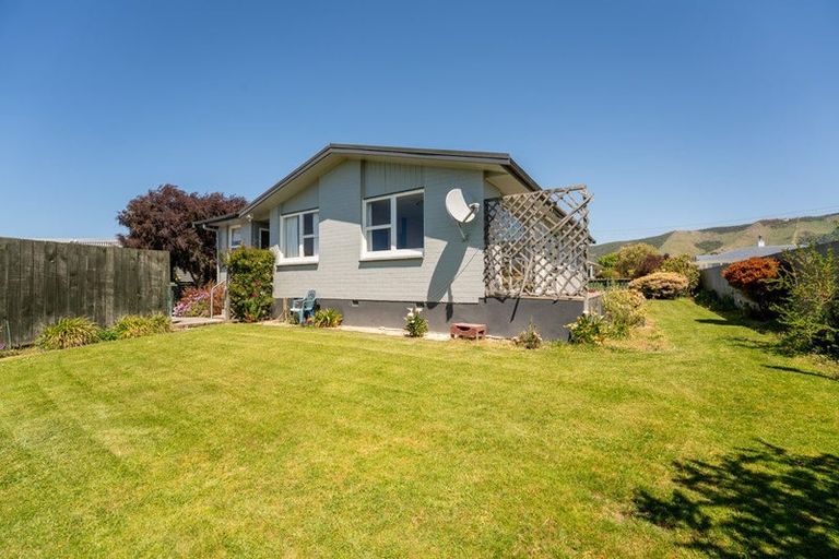 Photo of property in 2 Balmoral Street, Waimate, 7924