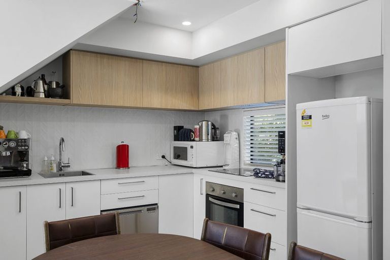 Photo of property in 2/9 Bolton Avenue, Spreydon, Christchurch, 8024