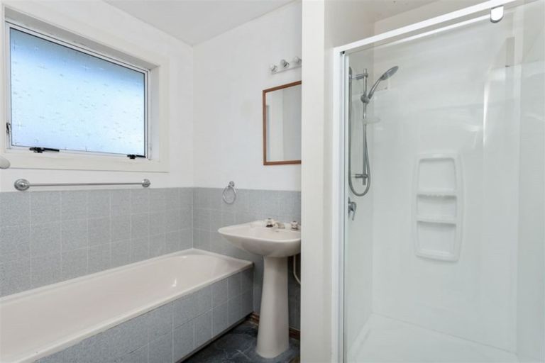 Photo of property in 9 Beeston Place, Redwood, Christchurch, 8051