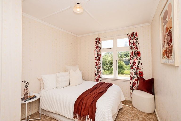 Photo of property in 50 Watt Road, Otatara, Invercargill, 9879